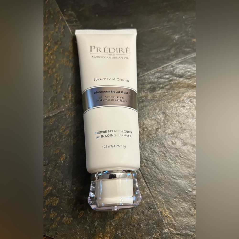 Predire Paris Moroccan Argan Oil Luxury Foot Cream w/Vitamins E&C Factory Sealed